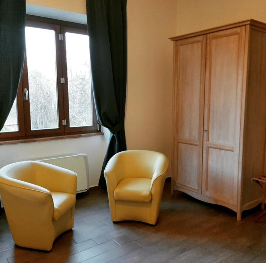 La Locanda Della Staffa Pombia Ngoại thất bức ảnh