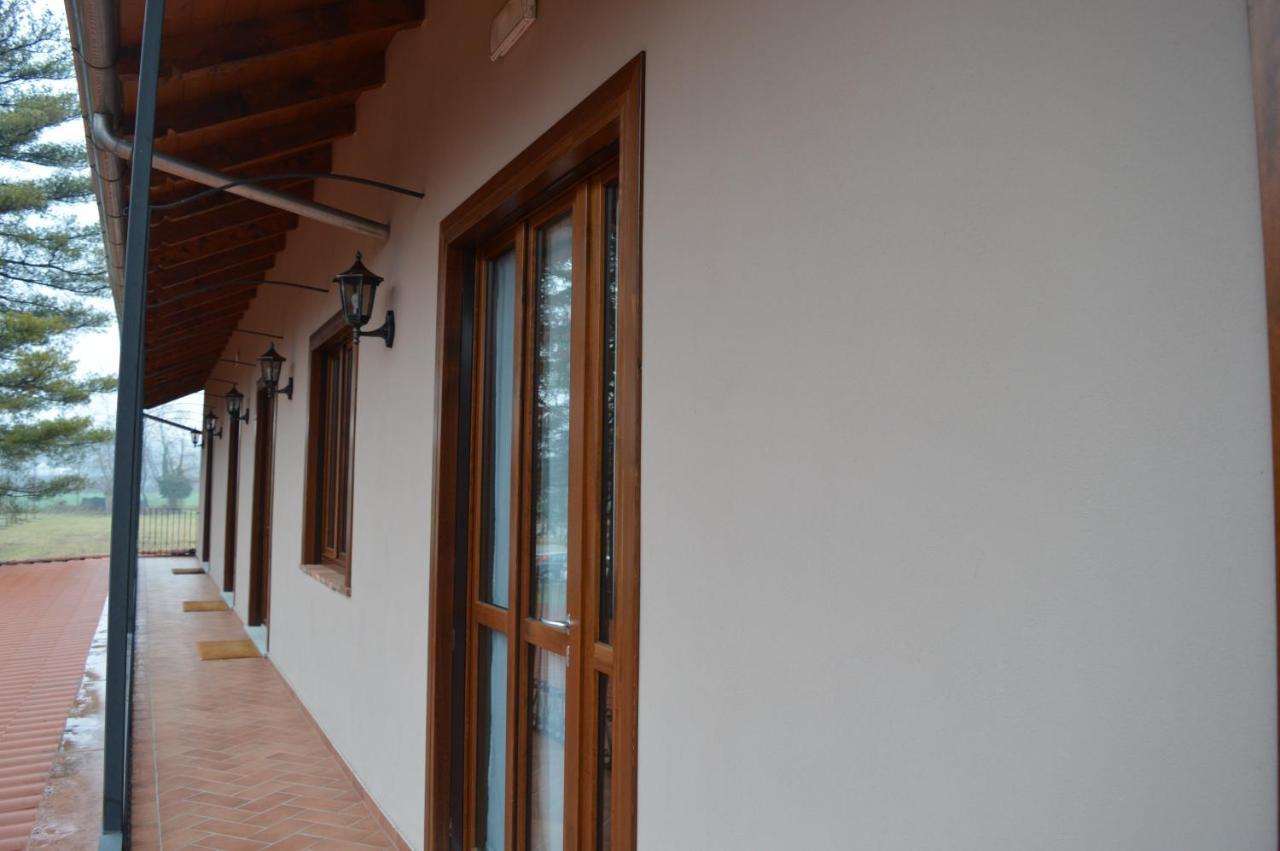 La Locanda Della Staffa Pombia Ngoại thất bức ảnh