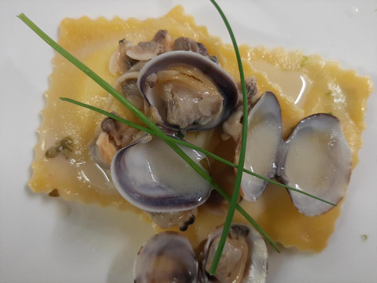 La Locanda Della Staffa Pombia Ngoại thất bức ảnh